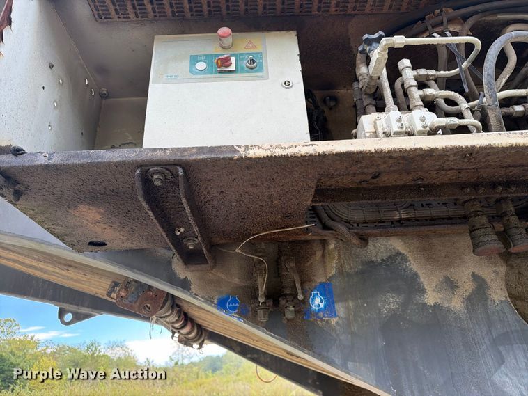 image for item FC3398 2005 Metso LOKOTRACK LT 105 Mobile Crusher