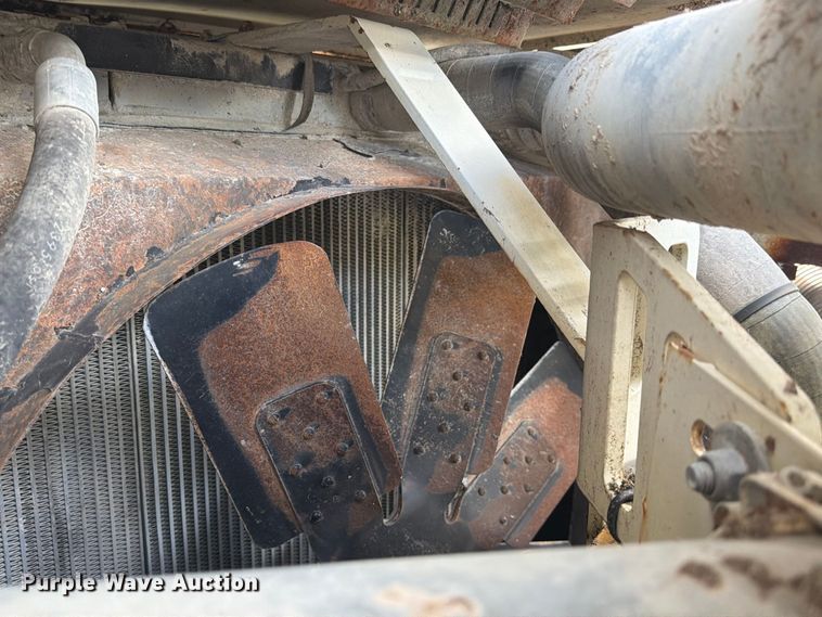 image for item FC3398 2005 Metso LOKOTRACK LT 105 Mobile Crusher
