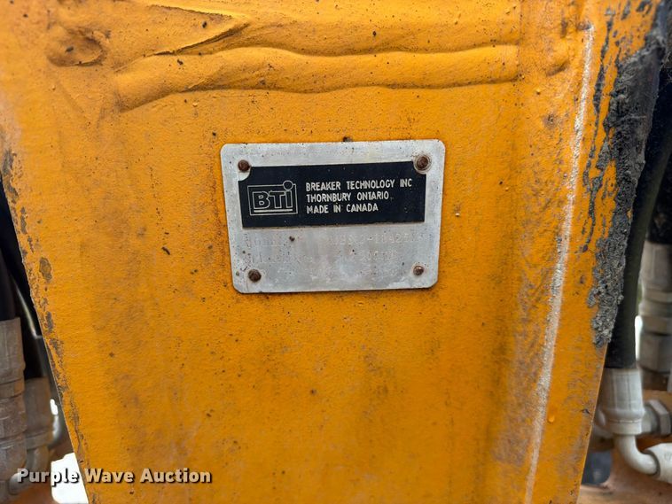image for item FC3398 2005 Metso LOKOTRACK LT 105 Mobile Crusher
