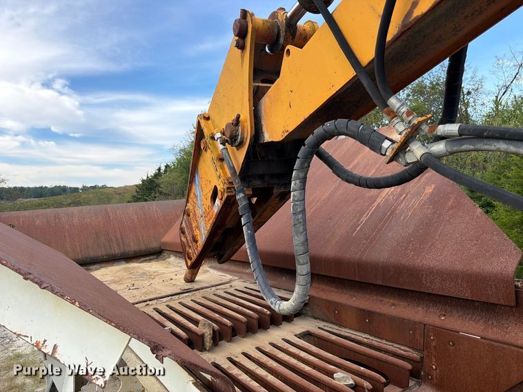 image for item FC3398 2005 Metso LOKOTRACK LT 105 Mobile Crusher