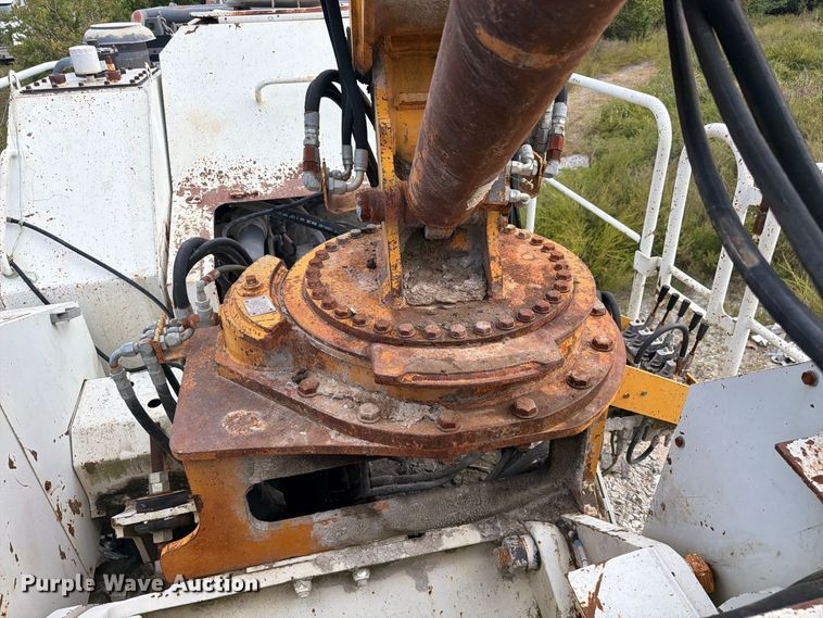 image for item FC3398 2005 Metso LOKOTRACK LT 105 Mobile Crusher