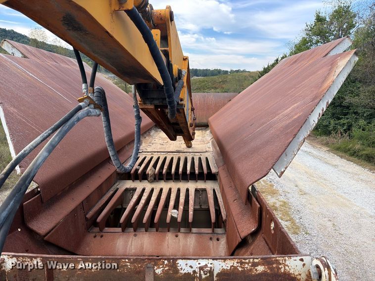 image for item FC3398 2005 Metso LOKOTRACK LT 105 Mobile Crusher