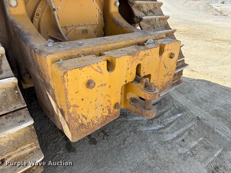 image for item FC3399 2012 Caterpillar D8T dozer