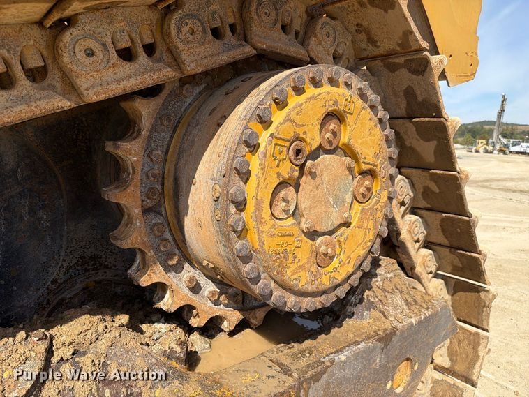 image for item FC3399 2012 Caterpillar D8T dozer