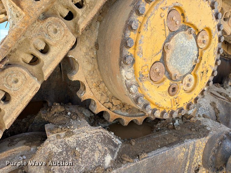 image for item FC3399 2012 Caterpillar D8T dozer