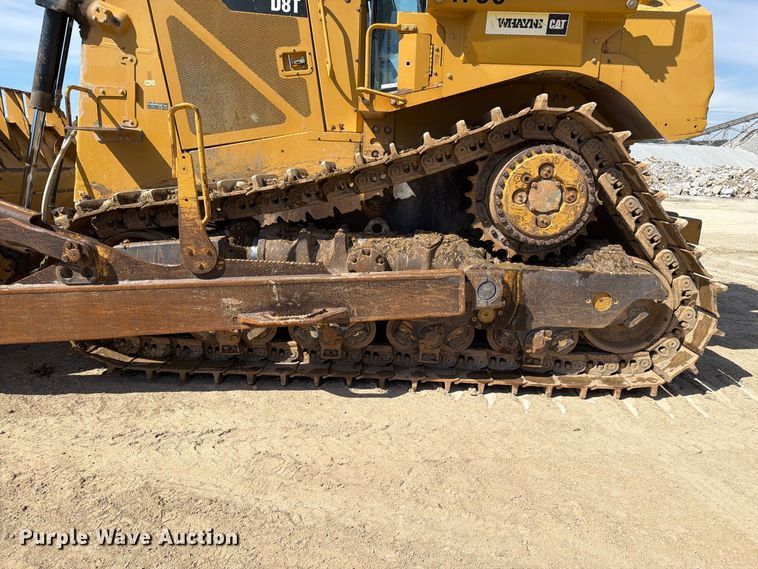 image for item FC3399 2012 Caterpillar D8T dozer