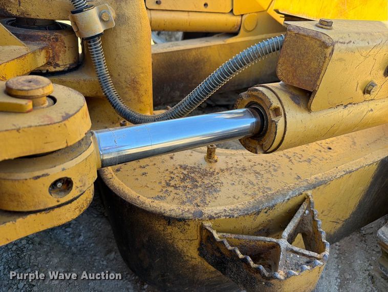 image for item FC3408 2008 Caterpillar D6N dozer