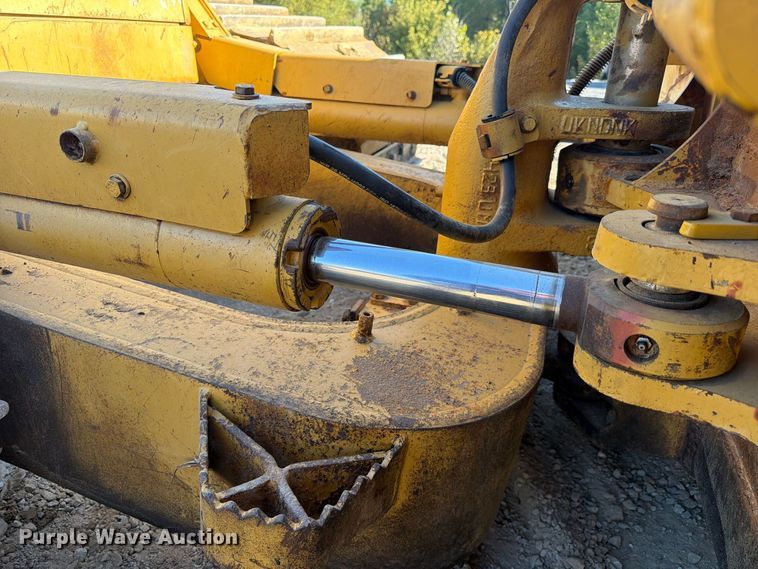 image for item FC3408 2008 Caterpillar D6N dozer