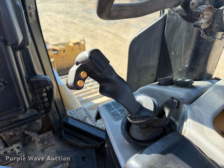 image for item FC3408 2008 Caterpillar D6N dozer