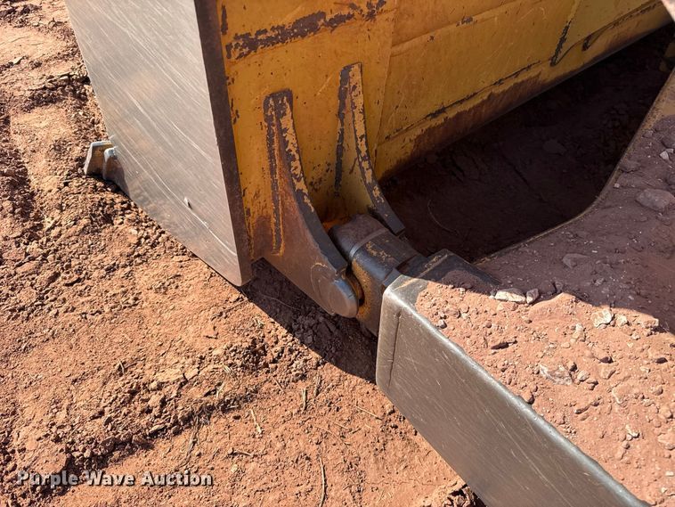 image for item FC4283 2008 Caterpillar D6T XL dozer