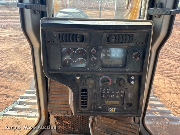 image for item FC4283 2008 Caterpillar D6T XL dozer