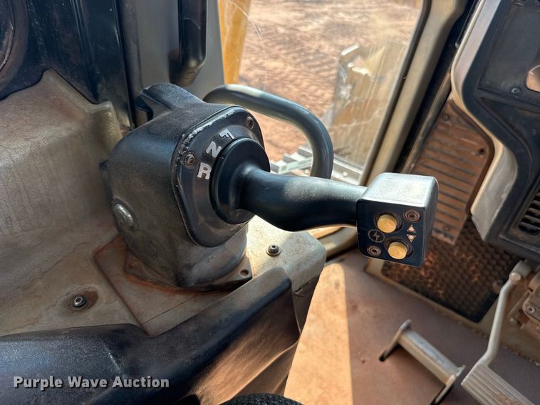image for item FC4283 2008 Caterpillar D6T XL dozer