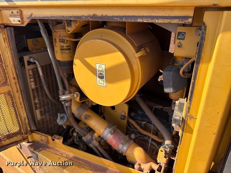 image for item FC4283 2008 Caterpillar D6T XL dozer