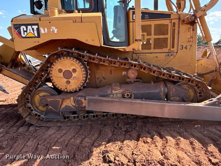 image for item FC4283 2008 Caterpillar D6T XL dozer