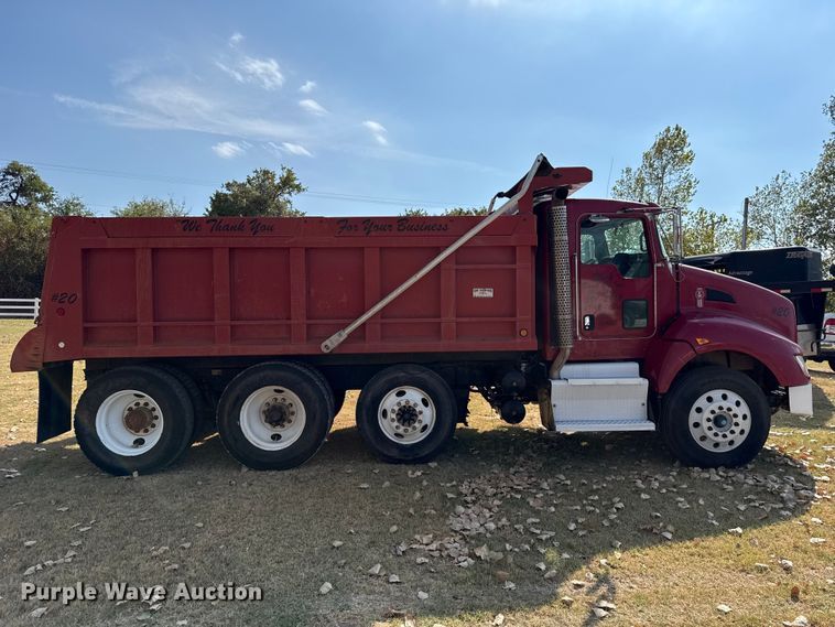 image for item FC4453 2012 Kenworth T440 dump truck