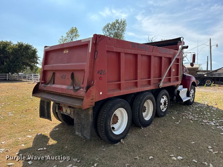 image for item FC4453 2012 Kenworth T440 dump truck