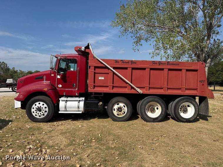 image for item FC4453 2012 Kenworth T440 dump truck