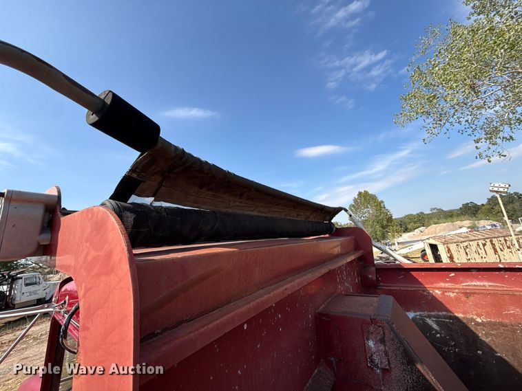 image for item FC4453 2012 Kenworth T440 dump truck