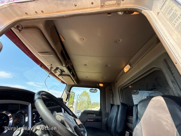 image for item FC4453 2012 Kenworth T440 dump truck