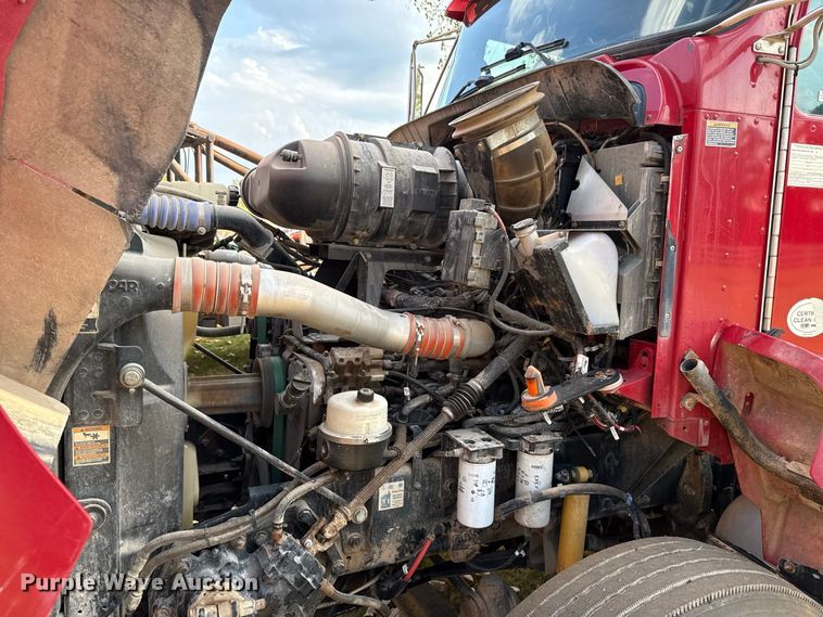 image for item FC4453 2012 Kenworth T440 dump truck