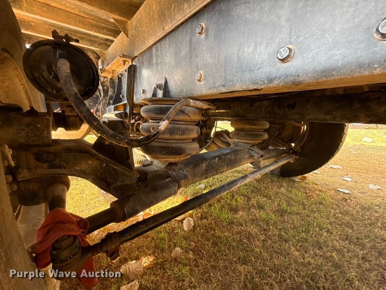 image for item FC4453 2012 Kenworth T440 dump truck