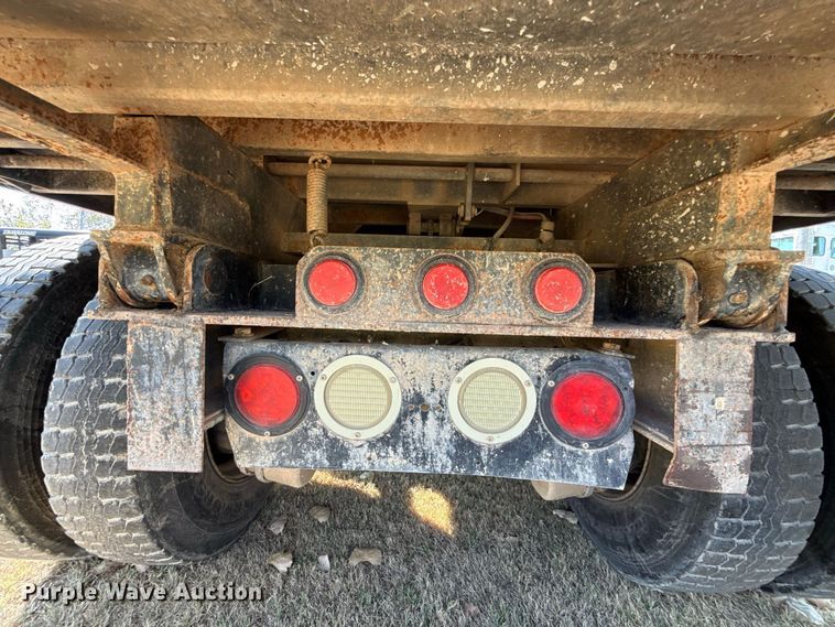 image for item FC4453 2012 Kenworth T440 dump truck