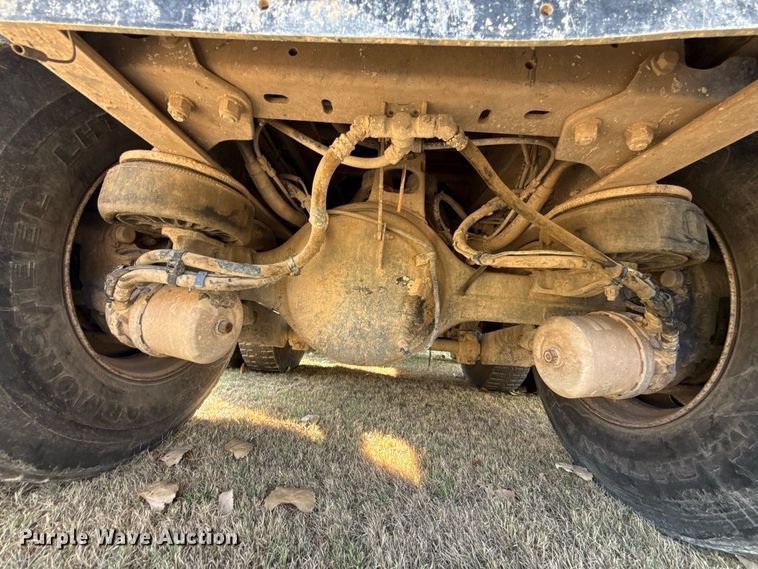image for item FC4453 2012 Kenworth T440 dump truck