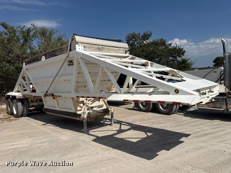 image for item FC4457 2013 Manac 4B24 bottom dump trailer
