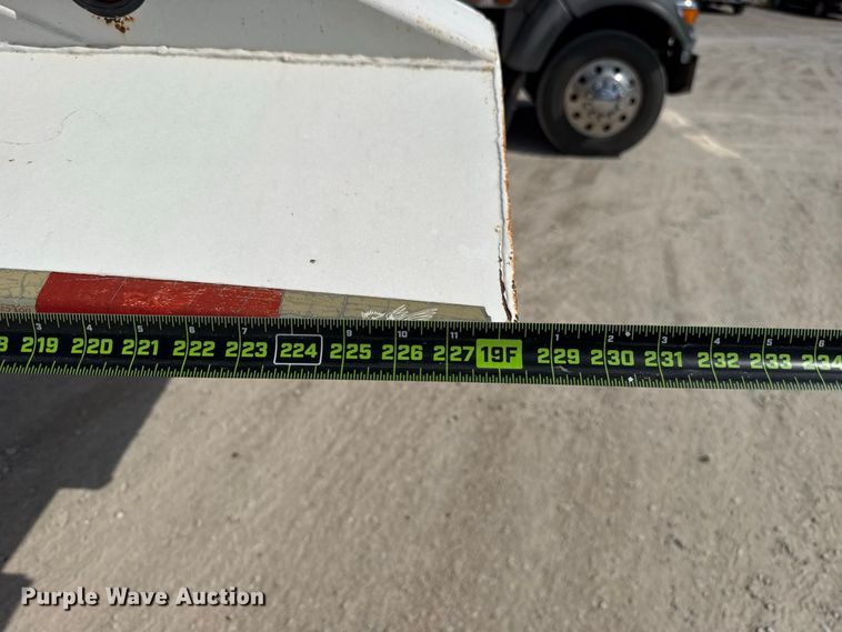 image for item FC4457 2013 Manac 4B24 bottom dump trailer