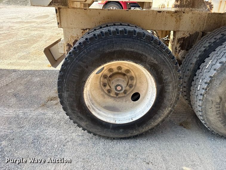 image for item FC4457 2013 Manac 4B24 bottom dump trailer