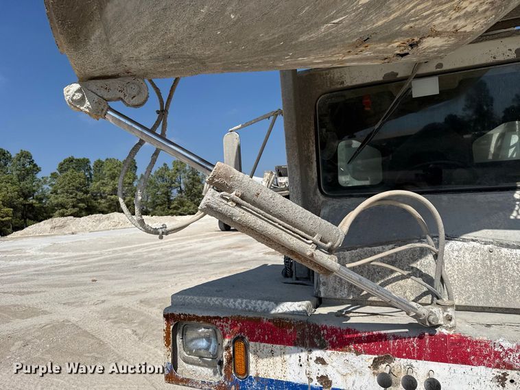 image for item FC4459 2007 Terex FD6000 ready mix truck