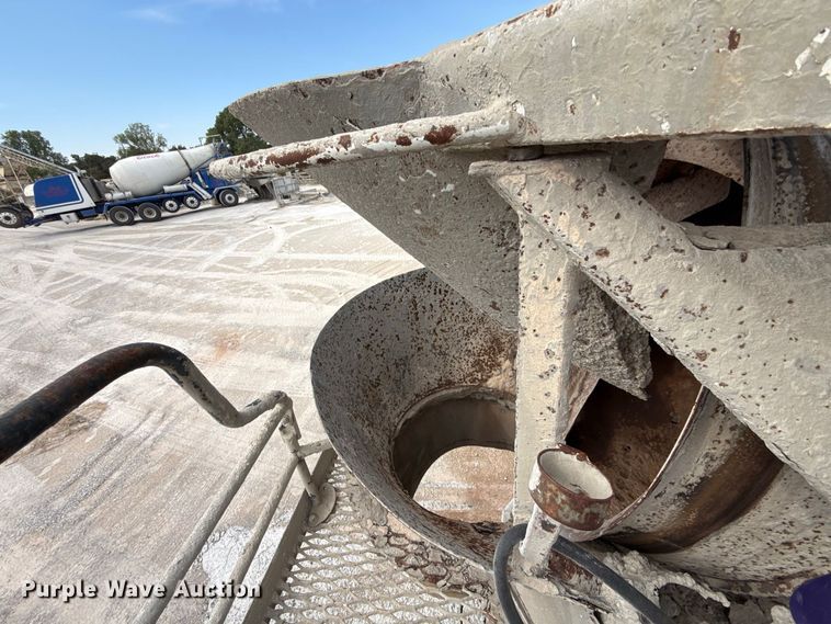 image for item FC4460 2004 Terex Advance  FD4000 ready mix truck