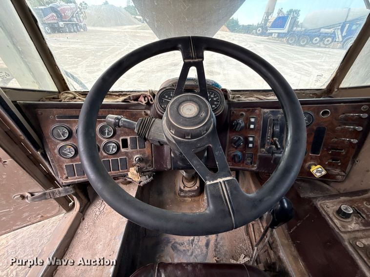 image for item FC4460 2004 Terex Advance  FD4000 ready mix truck