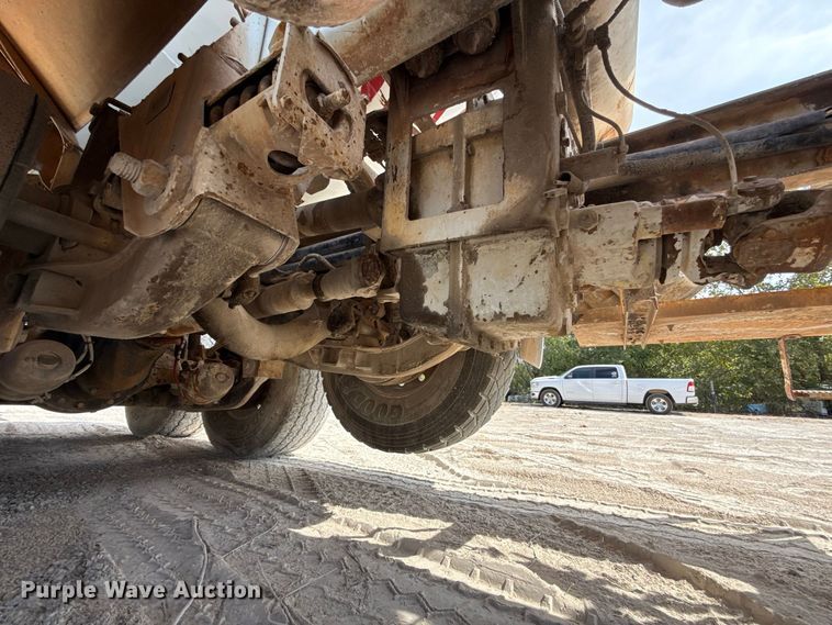 image for item FC4460 2004 Terex Advance  FD4000 ready mix truck