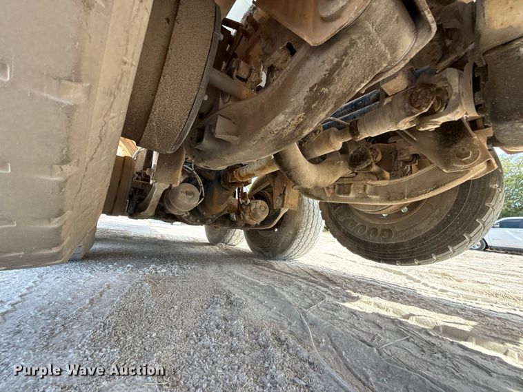 image for item FC4460 2004 Terex Advance  FD4000 ready mix truck