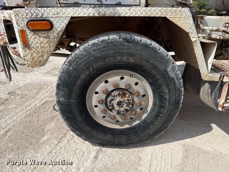 image for item FC4460 2004 Terex Advance  FD4000 ready mix truck