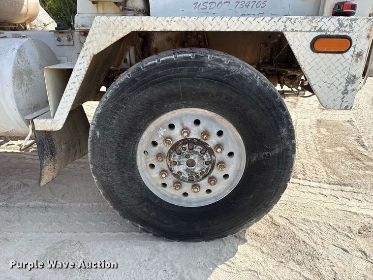 image for item FC4460 2004 Terex Advance  FD4000 ready mix truck