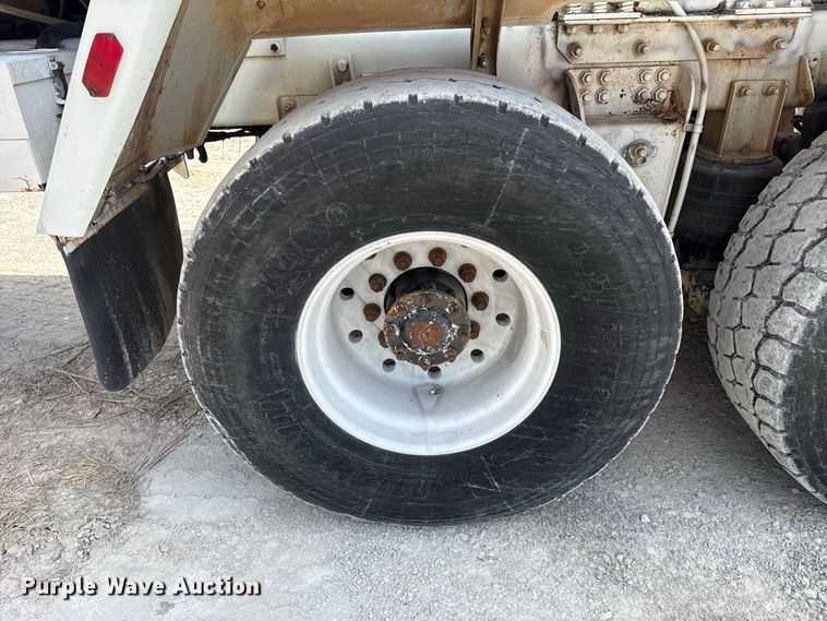 image for item FC4460 2004 Terex Advance  FD4000 ready mix truck