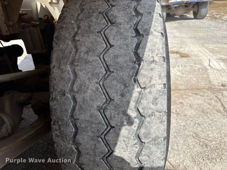 image for item FC4460 2004 Terex Advance  FD4000 ready mix truck