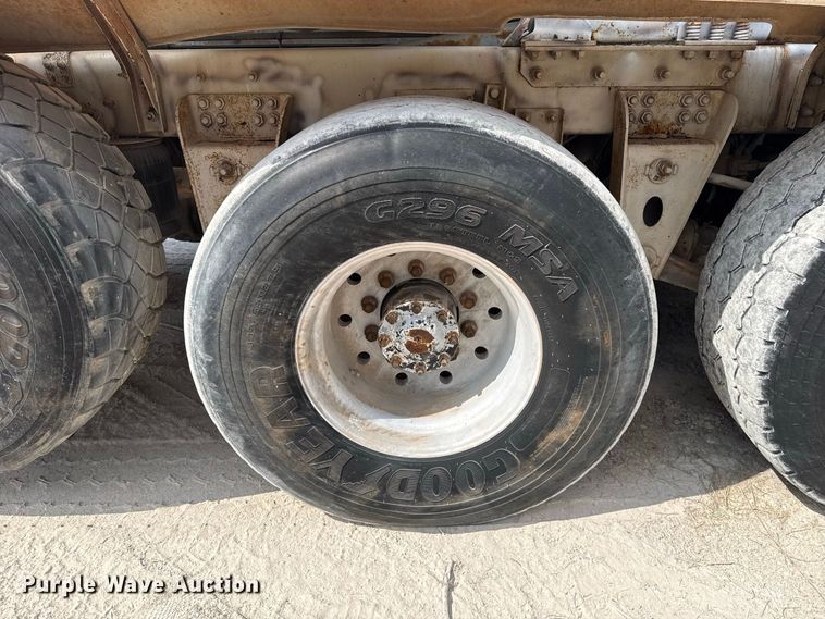 image for item FC4460 2004 Terex Advance  FD4000 ready mix truck