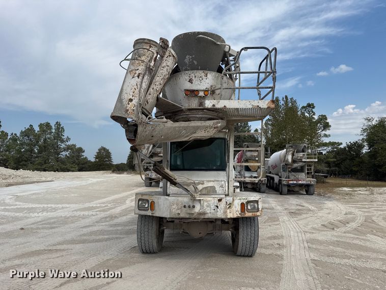 image for item FC4461 2005 Terex FD4000 ready mix truck