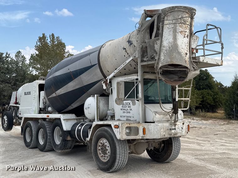 image for item FC4461 2005 Terex FD4000 ready mix truck