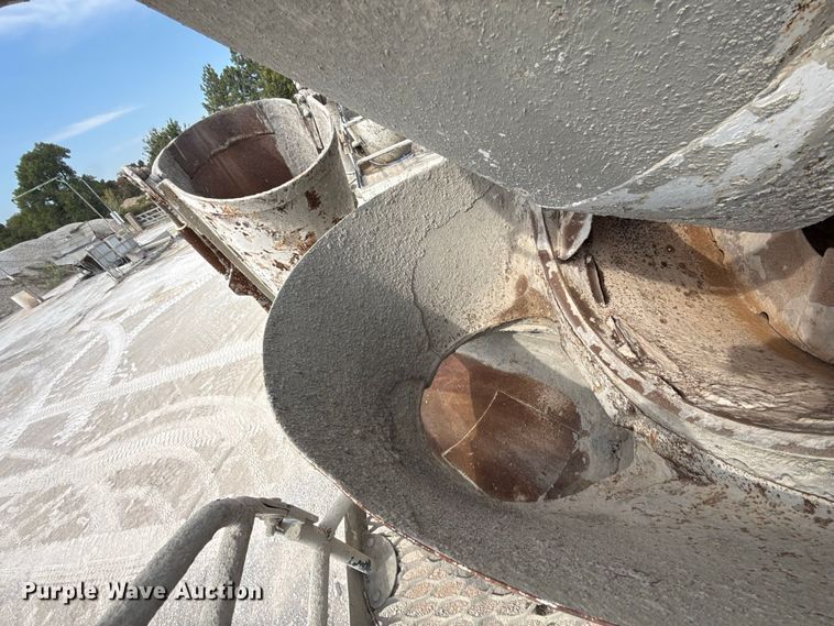 image for item FC4461 2005 Terex FD4000 ready mix truck