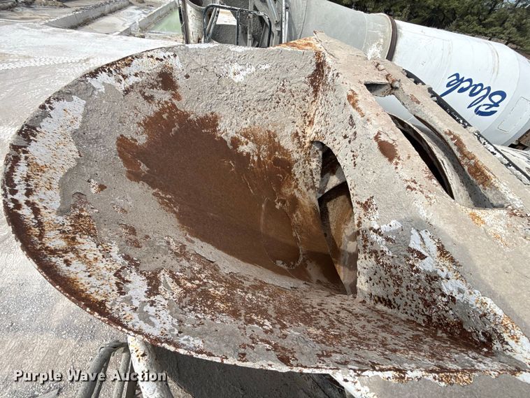 image for item FC4461 2005 Terex FD4000 ready mix truck