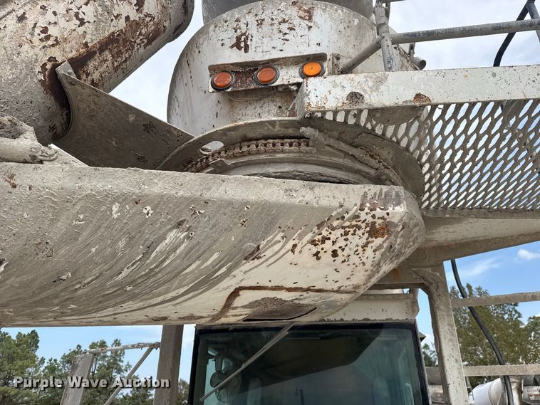 image for item FC4461 2005 Terex FD4000 ready mix truck