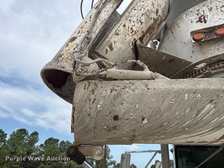 image for item FC4461 2005 Terex FD4000 ready mix truck