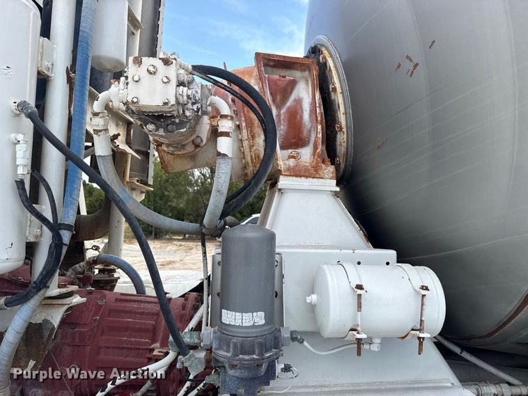 image for item FC4461 2005 Terex FD4000 ready mix truck