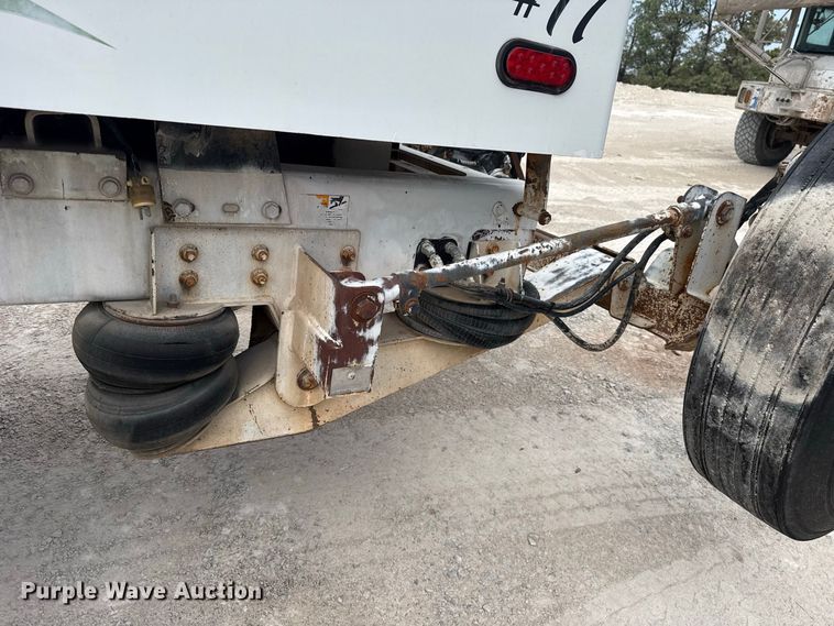 image for item FC4461 2005 Terex FD4000 ready mix truck