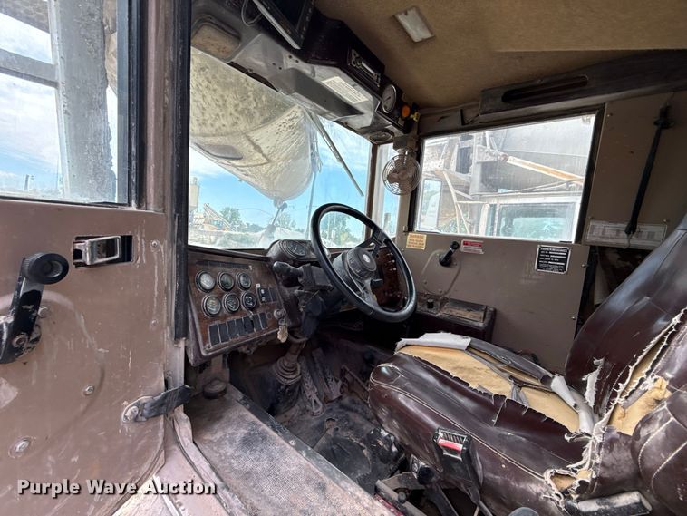 image for item FC4461 2005 Terex FD4000 ready mix truck