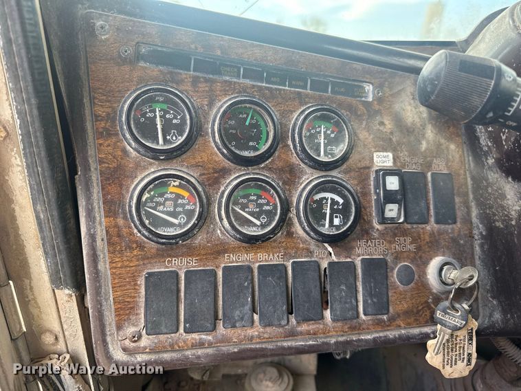 image for item FC4461 2005 Terex FD4000 ready mix truck